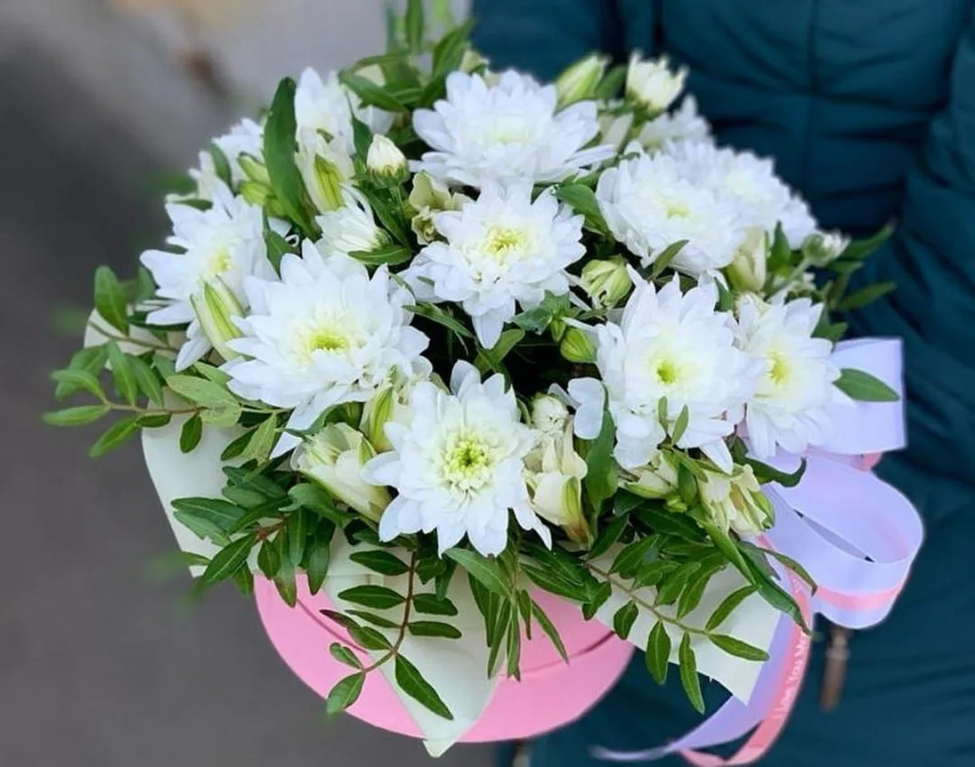 Коробка с цветами "Белый ангел"