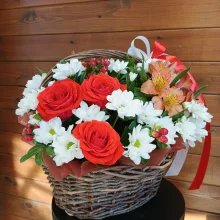 Корзина с цветами