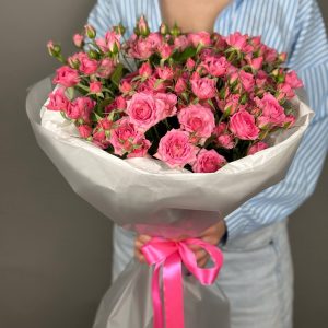 Кустовые розы купить в Омске